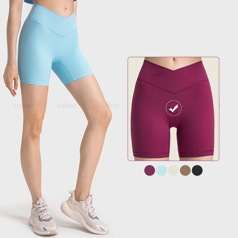 Shorts de motociclista feminino com nervuras