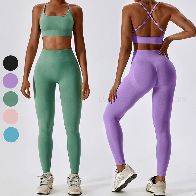 Conjunto esportivo feminino para ioga